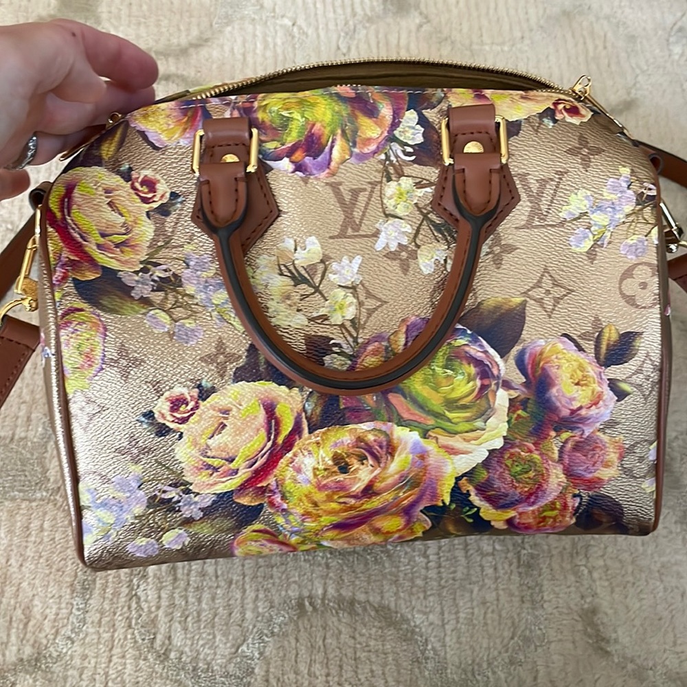 Metallic Monogram LV Garden Gold